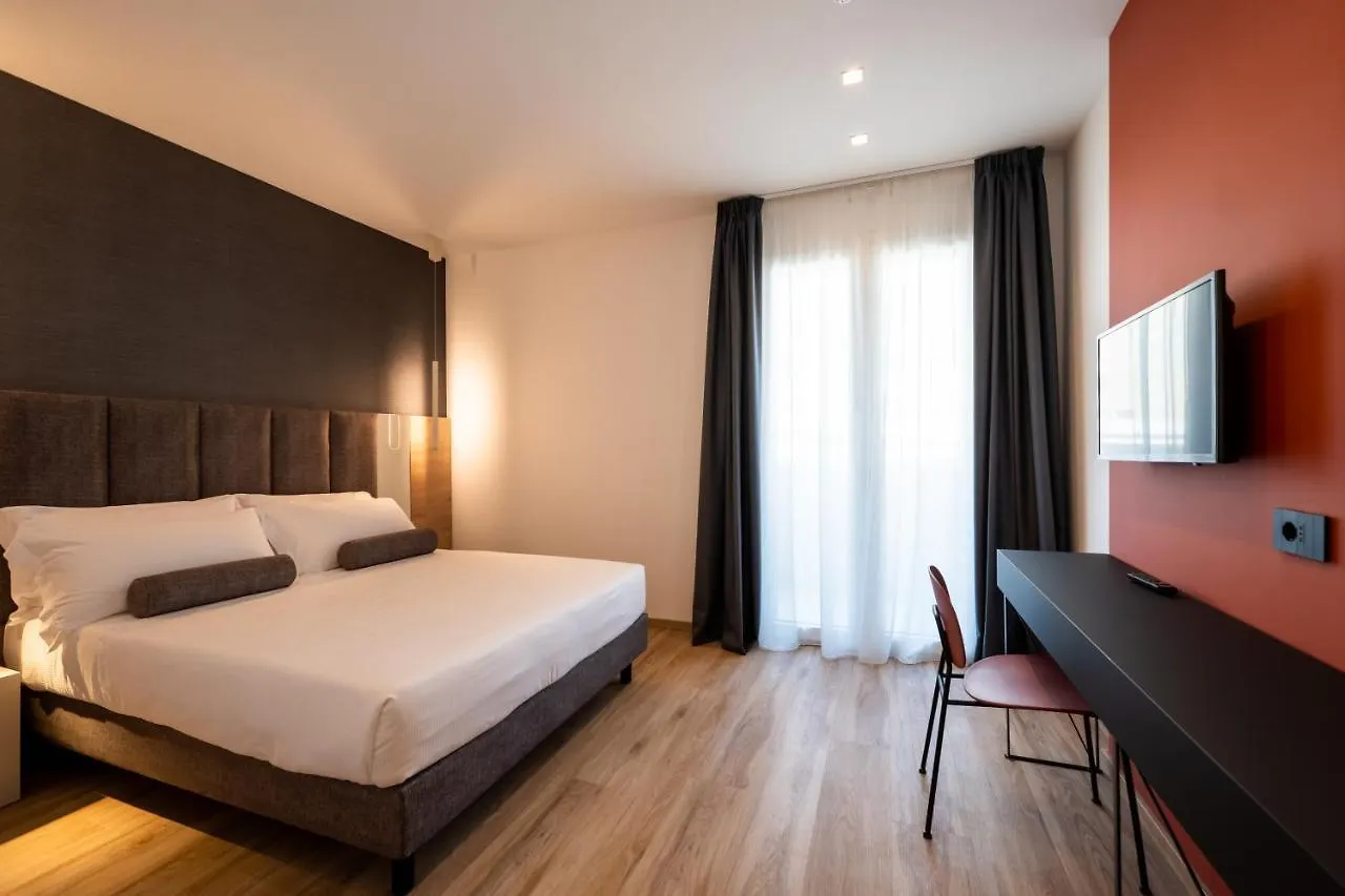 Hotel Sporting Riccione 4*,